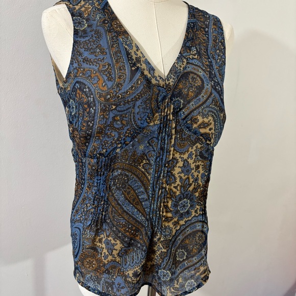 A.N.A A New Approach Blue Brown Beige Paisley Pleated V-Neck Tank Top Sz SP Boho - Picture 2 of 9
